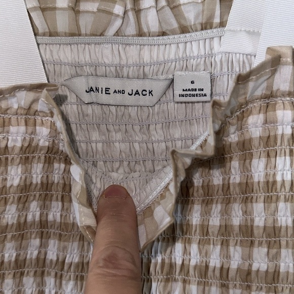 Size 6 Janie and Jack Gingham Dress - Picture 4 of 10